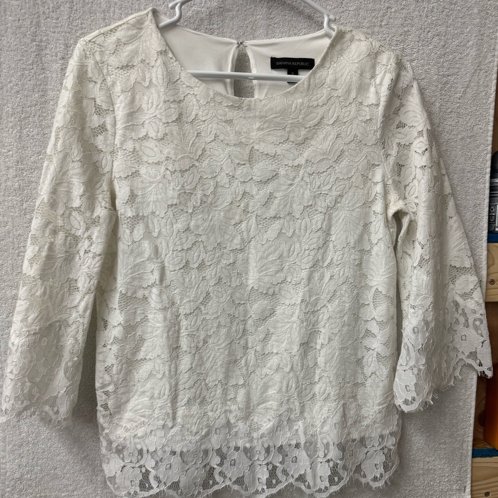 Banana Republic Cream Lace Women's Blouse